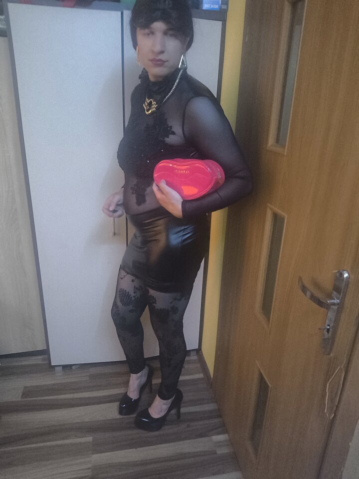 1000008173.jpg - Adriennecross