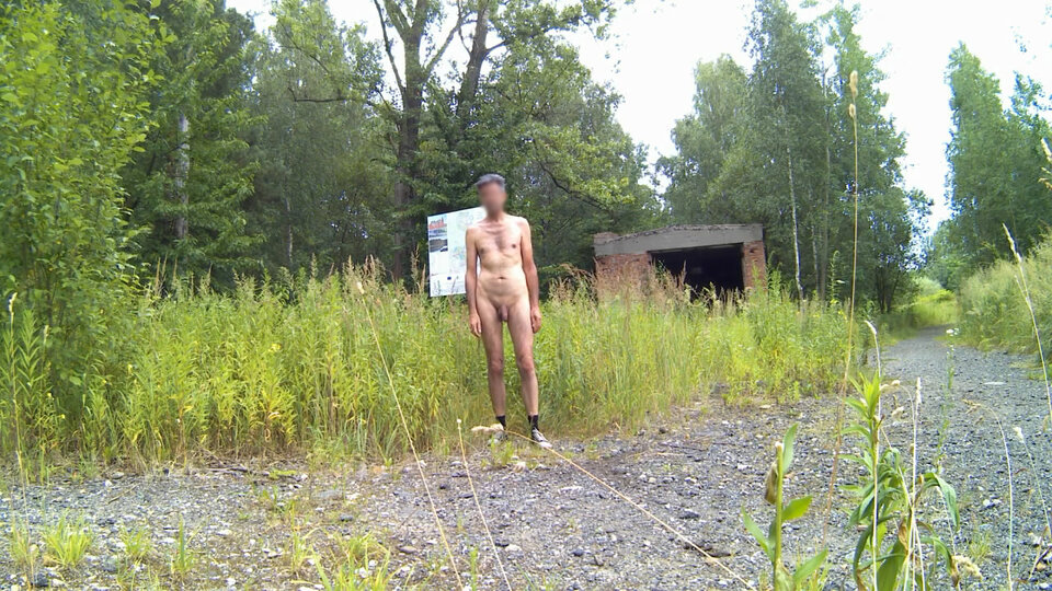 BOBROWNIKI - szybowa satry garaż 20250708_1309.mp4_snapshot_01. - Krzysztof_cfnm