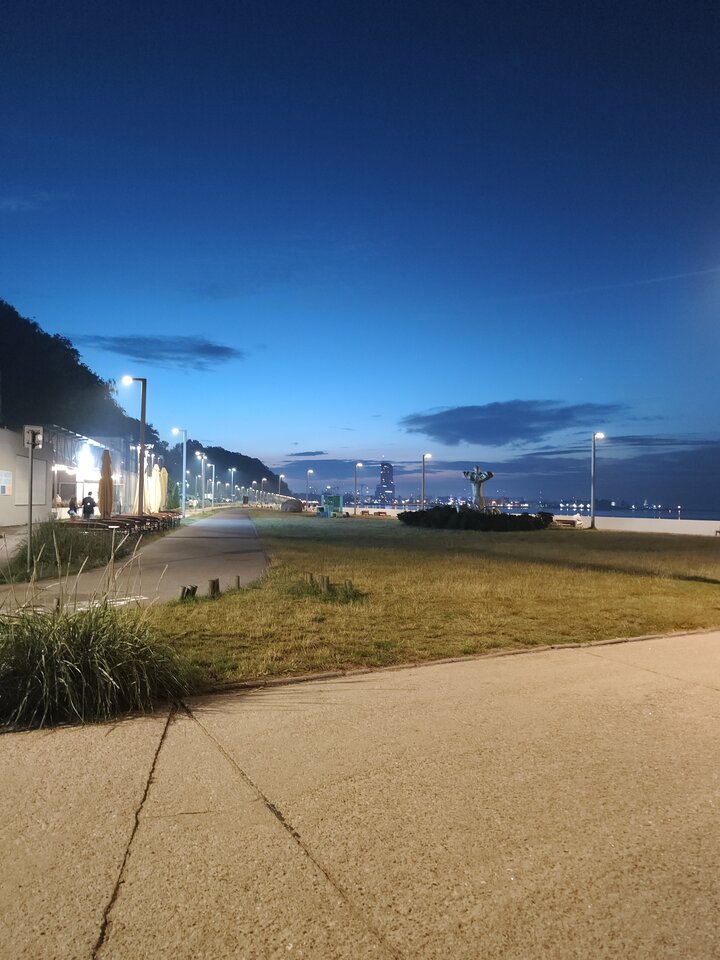 2025-07-1422.39.165107579225333721248.jpg - tom6970