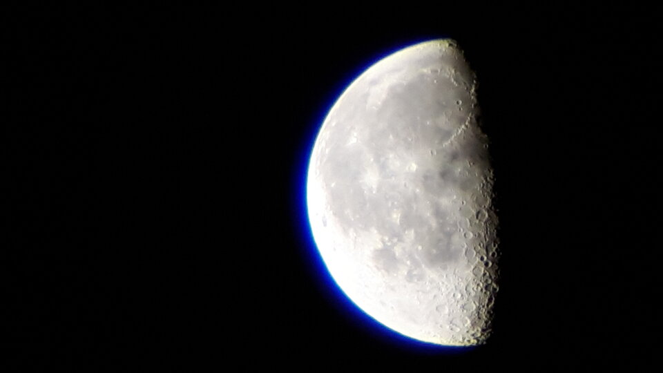 Księżyc 17.07.25 2:30 - zzzzz7