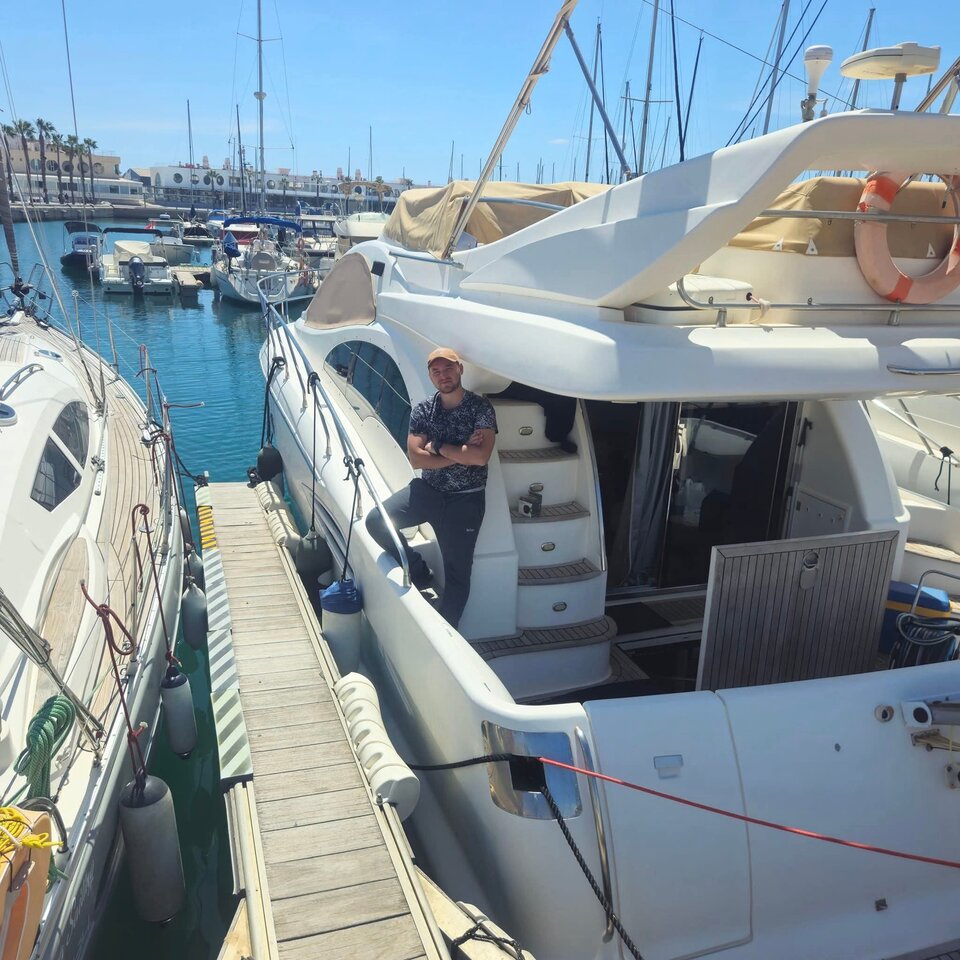 1000002457.jpg - GeniekL