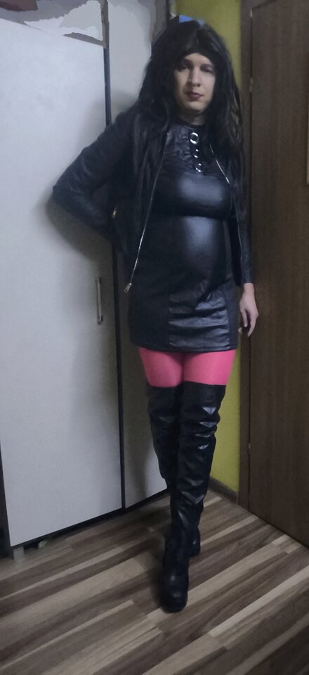1000008662.jpg - Adriennecross