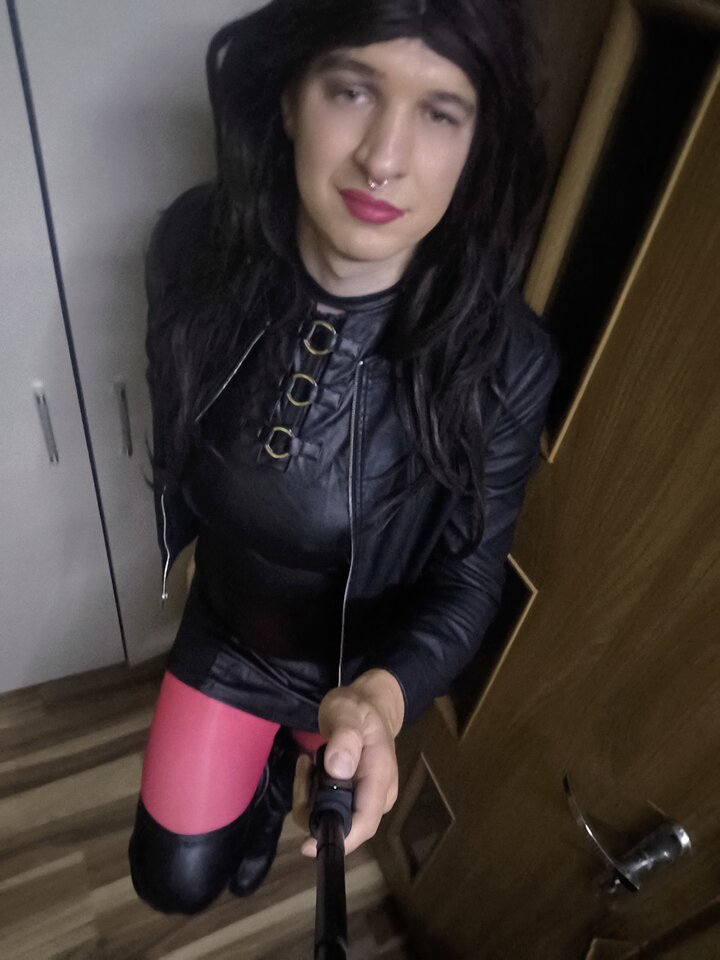 1000008661.jpg - Adriennecross