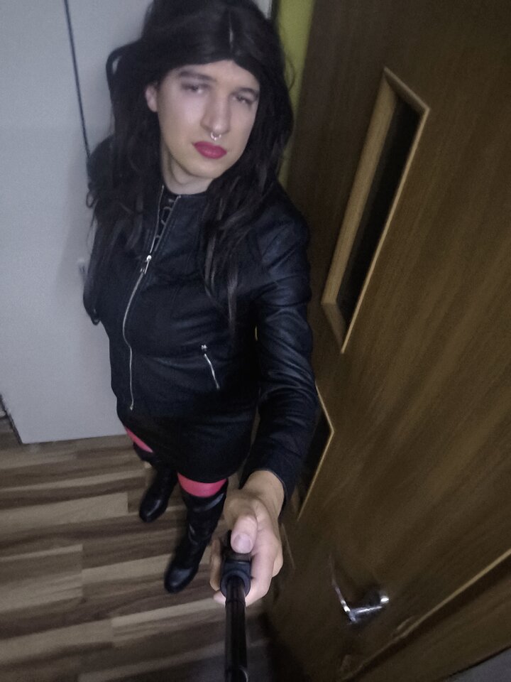 1000008655.jpg - Adriennecross