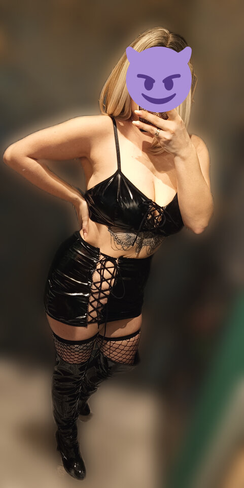 1000042475.jpg - Exclusivebitch_