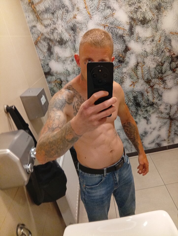 1000000549.jpg - UleglyOn20cmkrk