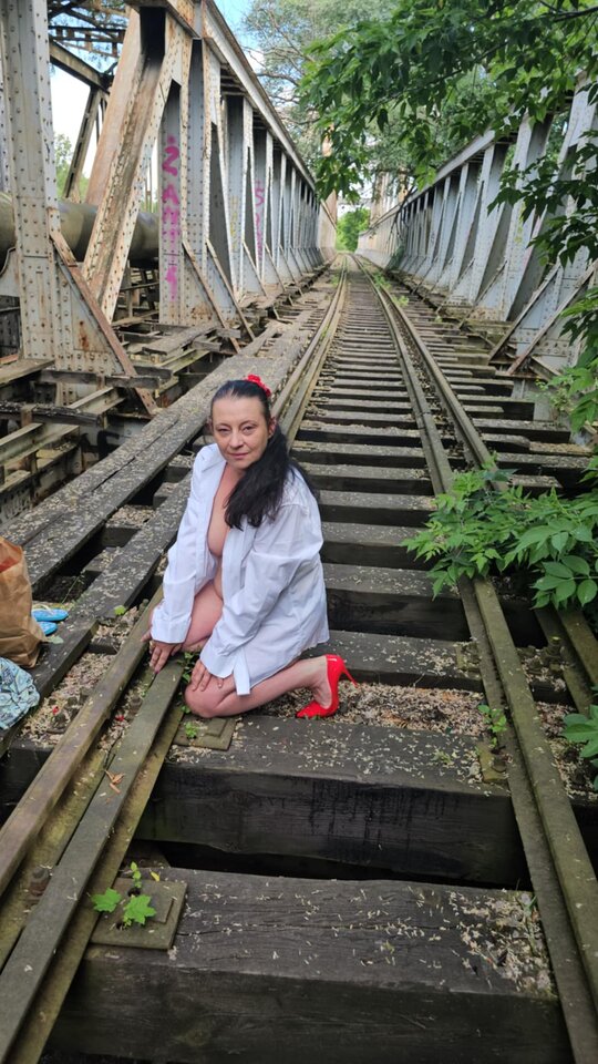 Messenger_creation_182C90F9-C155-45EE-9000-39026C149E99.jpeg - Sekskotek5