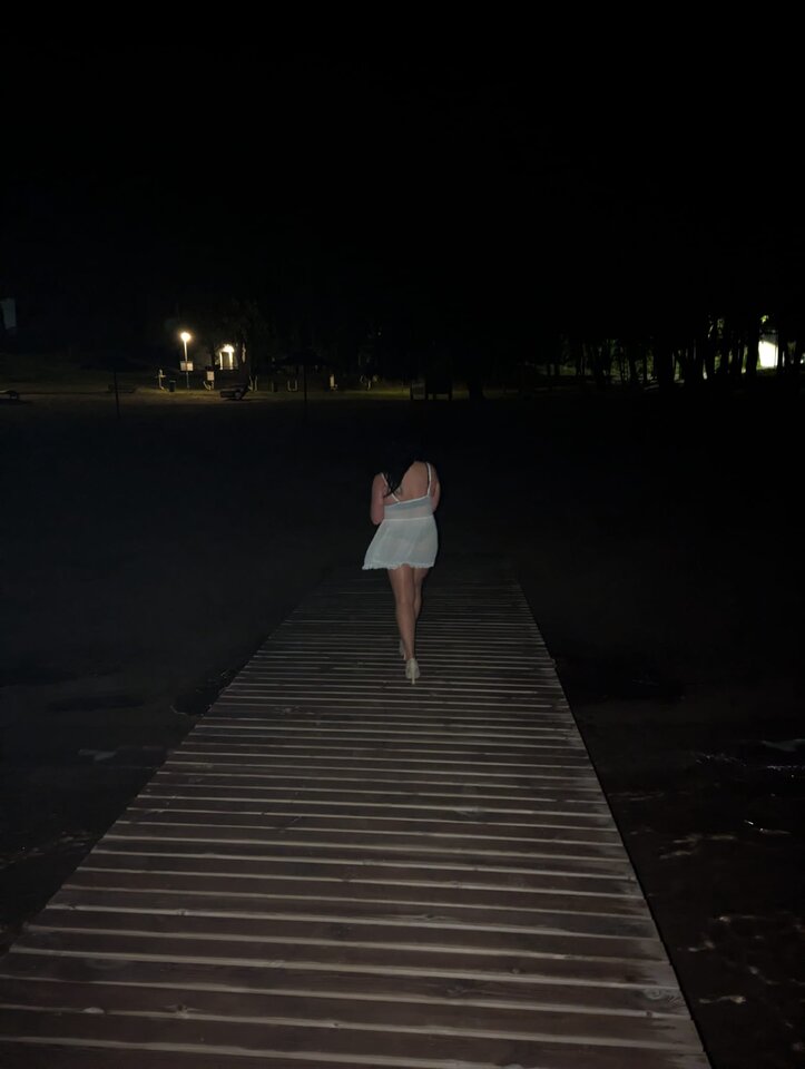 1000034900.jpg - m2022