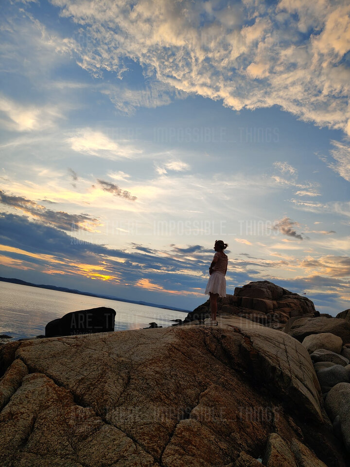 b1f63453-662e-42b1-9e94-8b7a7e6ca63f.jpeg - Are_there_impossible_things