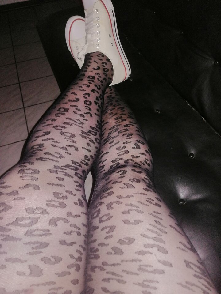 IMG_20250725_124300.jpg - Pantyhose82