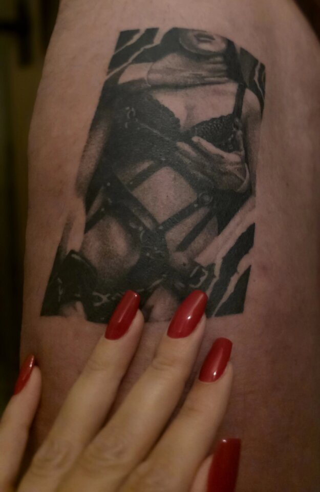 Wiele mówi o moim mężu 😈 - EroticECHO