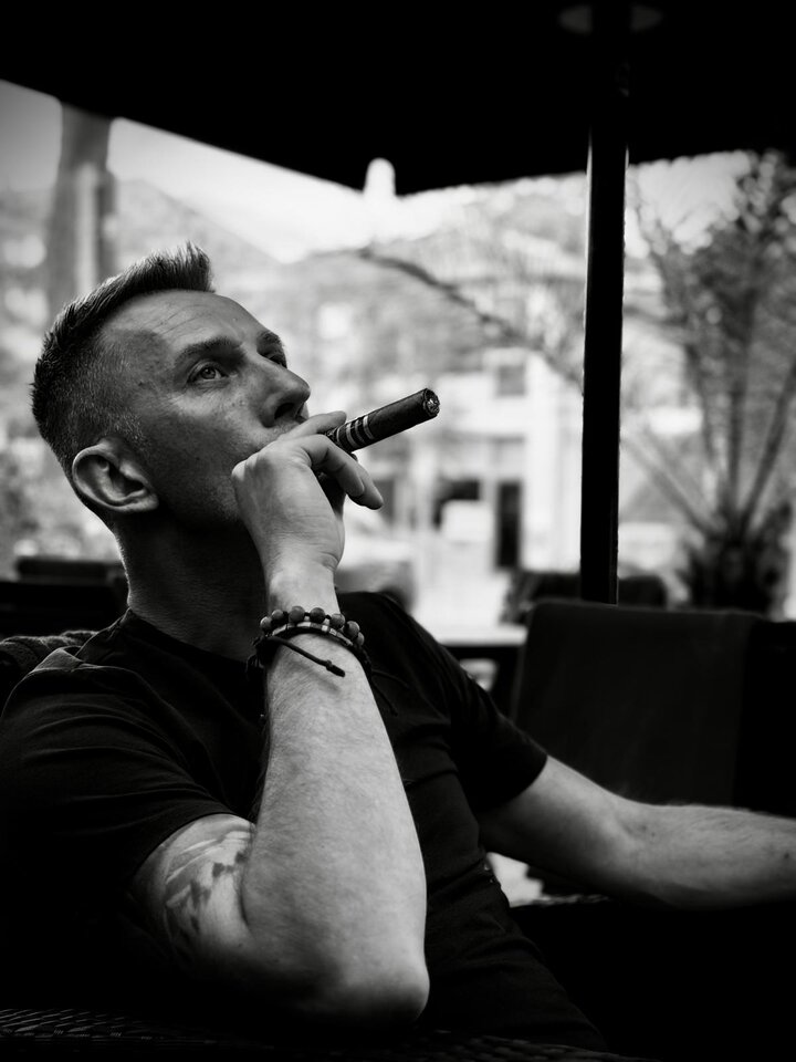 1000028249.jpg - Hedonist11