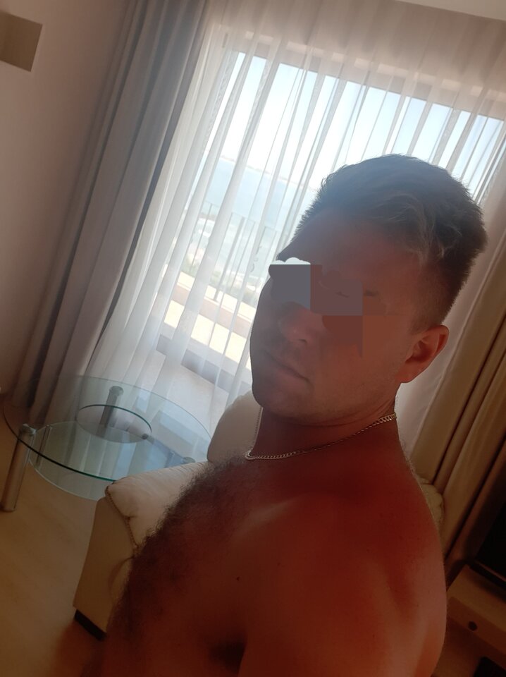 1000001118.jpg - AiM8893