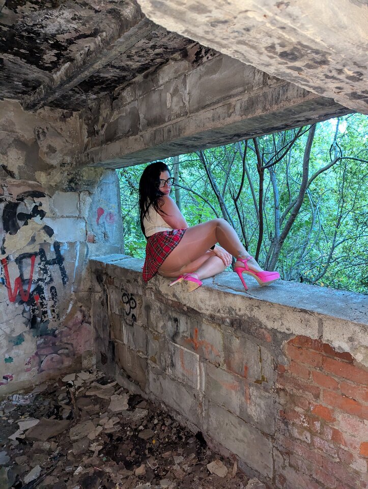 1000019915.jpg - m2022