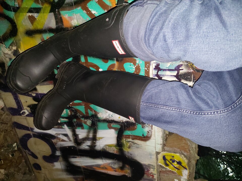20250803_202910.jpg - Rubber_gloves