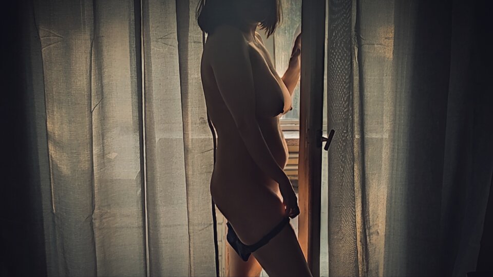 1000008239.jpg - Poligamistka