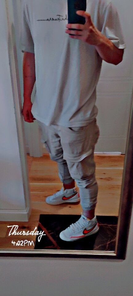 Screenshot_2025-08-05-17-05-14-371_com.miui.gallery.jpg - UnkowUser