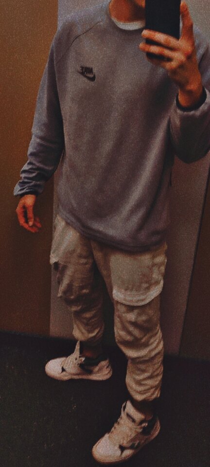 Screenshot_2025-08-05-17-03-37-569_com.miui.gallery.jpg - UnkowUser