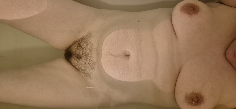 1000083414.jpg - 19721987my