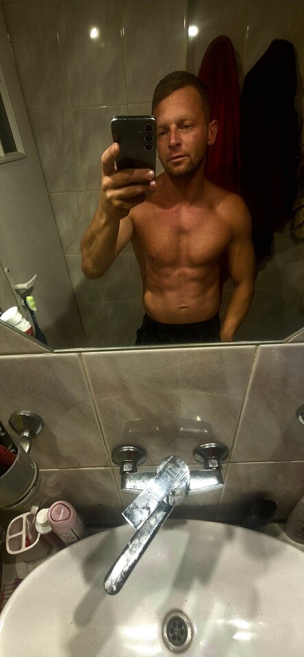 1000009904.jpg - Smokeweeds69