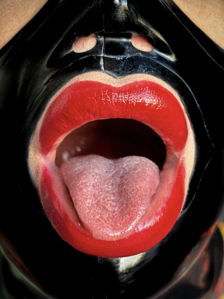 Tu proszę włozyć - LexyNomercy