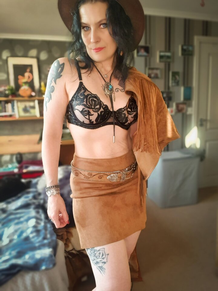 20250807_193706.jpg - Sensual666