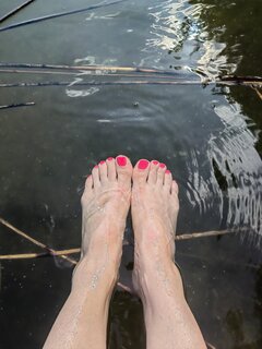 Coś dla wielbicieli stópek... 😈😉