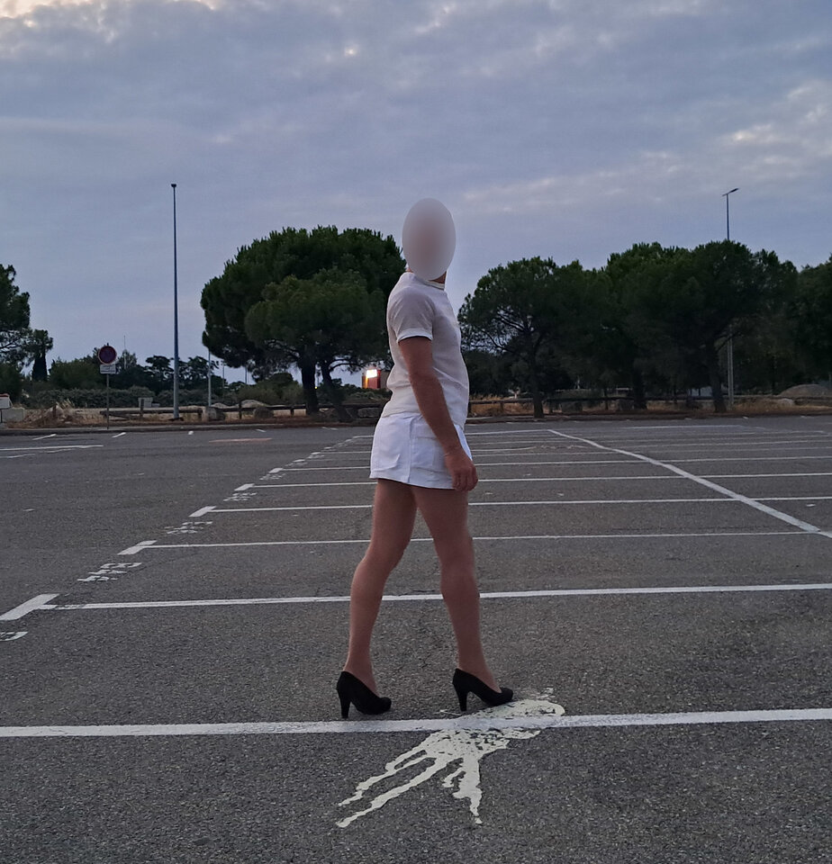 20250727_212554a.jpg - Laure
