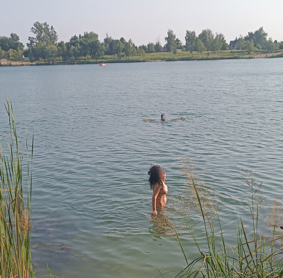 IMG_20250810_172447J.jpg - para0403