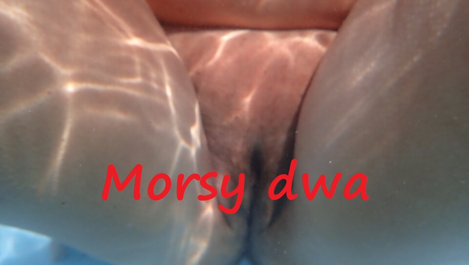 W wodzie - chłodno ! - Morsy_dwa