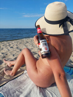 Zawiera lokowanie produktu*