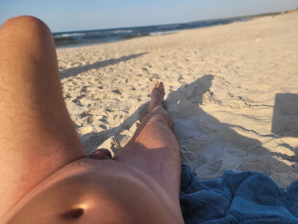 20250814_182646.jpg - DV8__UK