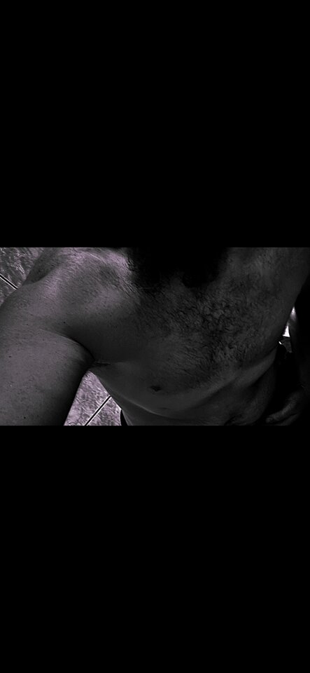 Screenshot_20250817_074910_Gallery.jpg - Best_Lick