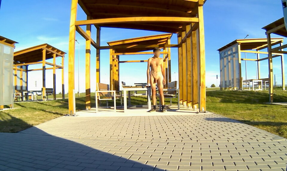 Parking przy S7 20250818_.mp4_snapshot_01.31_[2025.08.18_16.24.0 - Krzysztof_cfnm