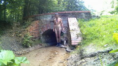 REPTY - mostek w parku 20250818.mp4_snapshot_00.30_[2025.08.18_1