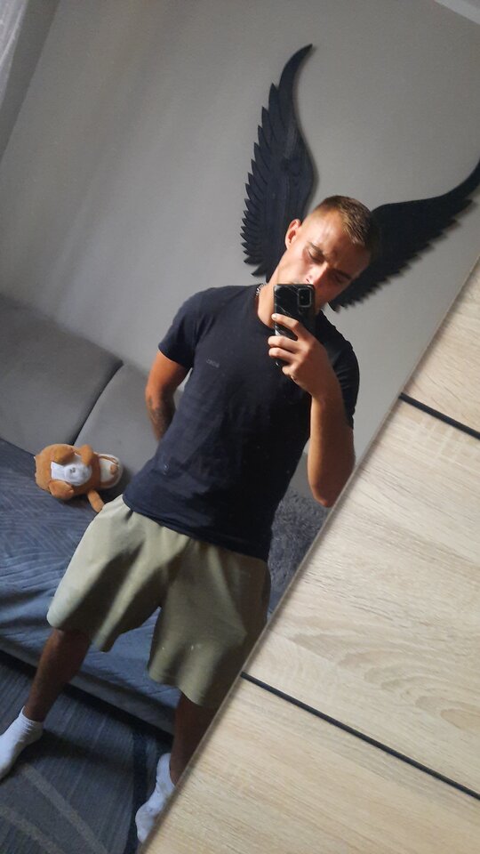 Snapchat-1502154334.jpg - 1999Mac