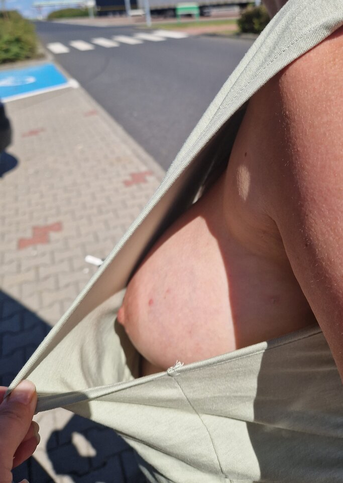 20250819_123034~2.jpg - OnaiOn8378