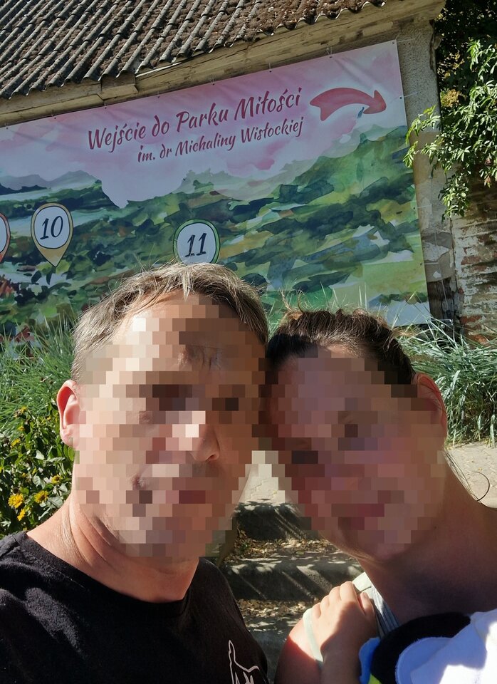 Point Blur_Aug192025_181115.jpg - OnaiOn8378