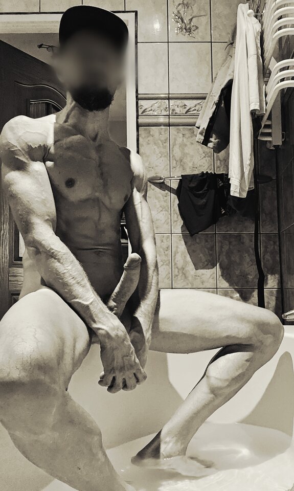 1000034994.jpg - Intergalactic89