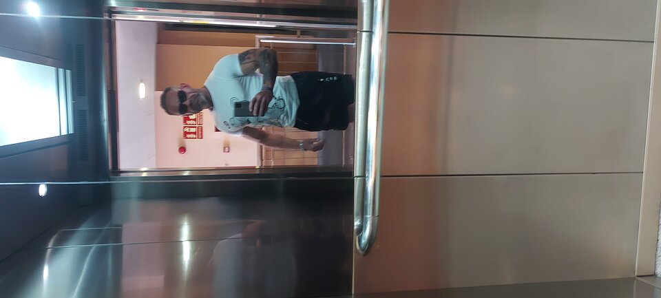 72fc0a71-ed61-4829-a4ed-e1976699485b-1_all_1188.jpg - Freek77