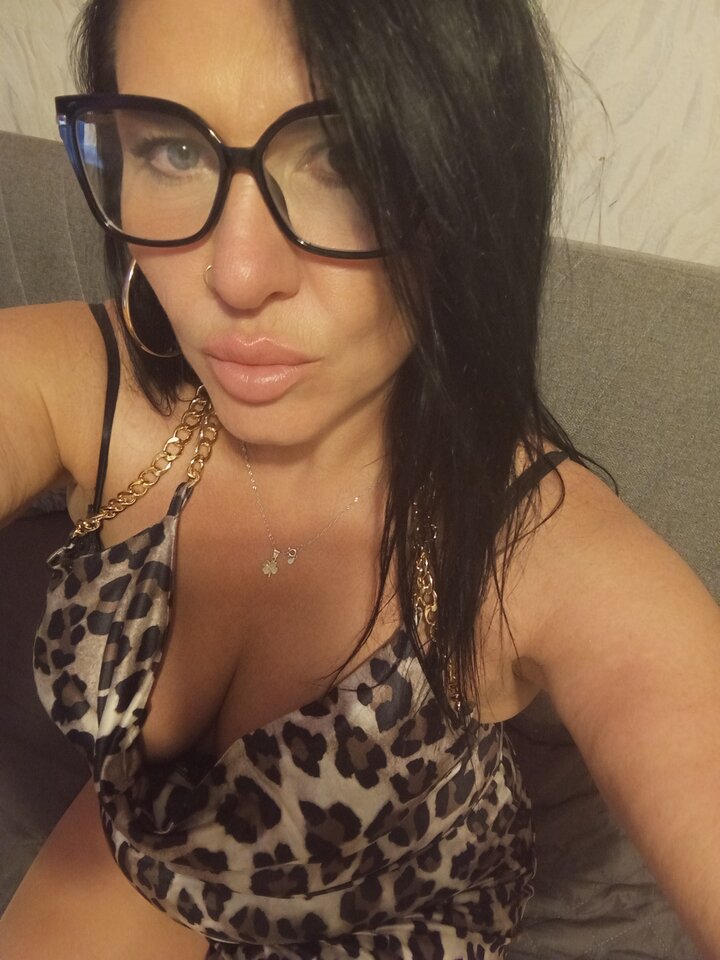 1000026855.jpg - m2022