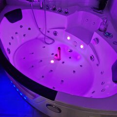 w oczekiwaniu na Pania i Show na kamerce...