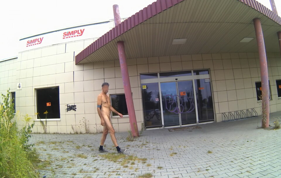 RADZIONKÓW - Simply 20250821_11501.mp4_snapshot_00.42_[2025.08. - Krzysztof_cfnm