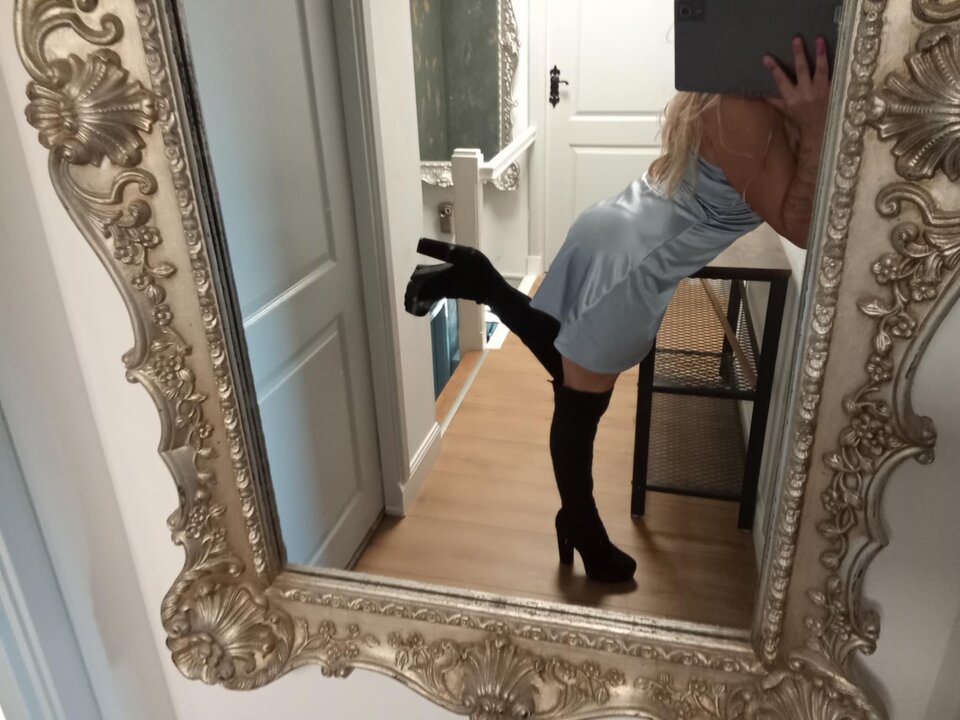 Messenger_creation_CE74E3C3-798A-4E59-B9D9-05BEAC0F7D05.jpeg - SuczkaWlasciciela