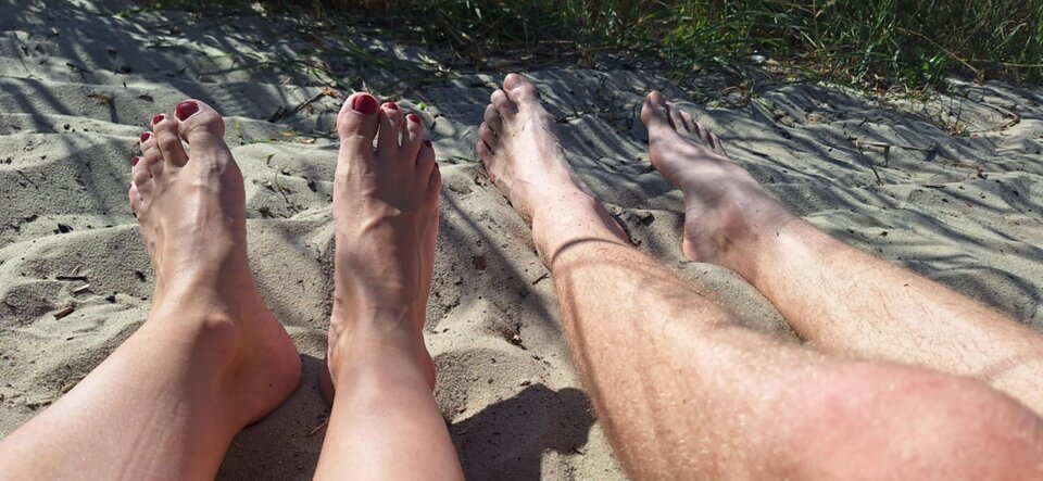 Messenger_creation_AEFB9485-89C5-450E-99C4-63E82E98A4F2.jpeg - Sexycouple7789