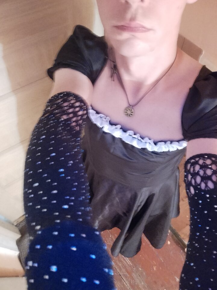 IMG20250620060505.jpg - Uroczyfemboy27