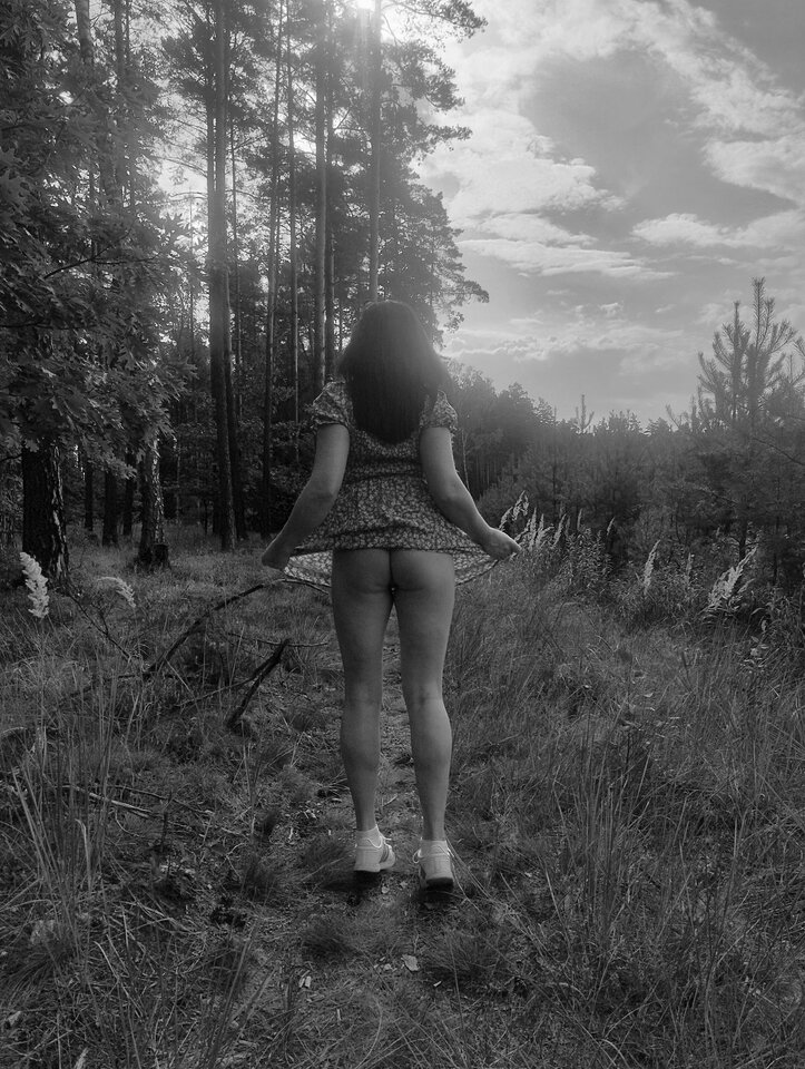 1000050126.jpg - Hagparka