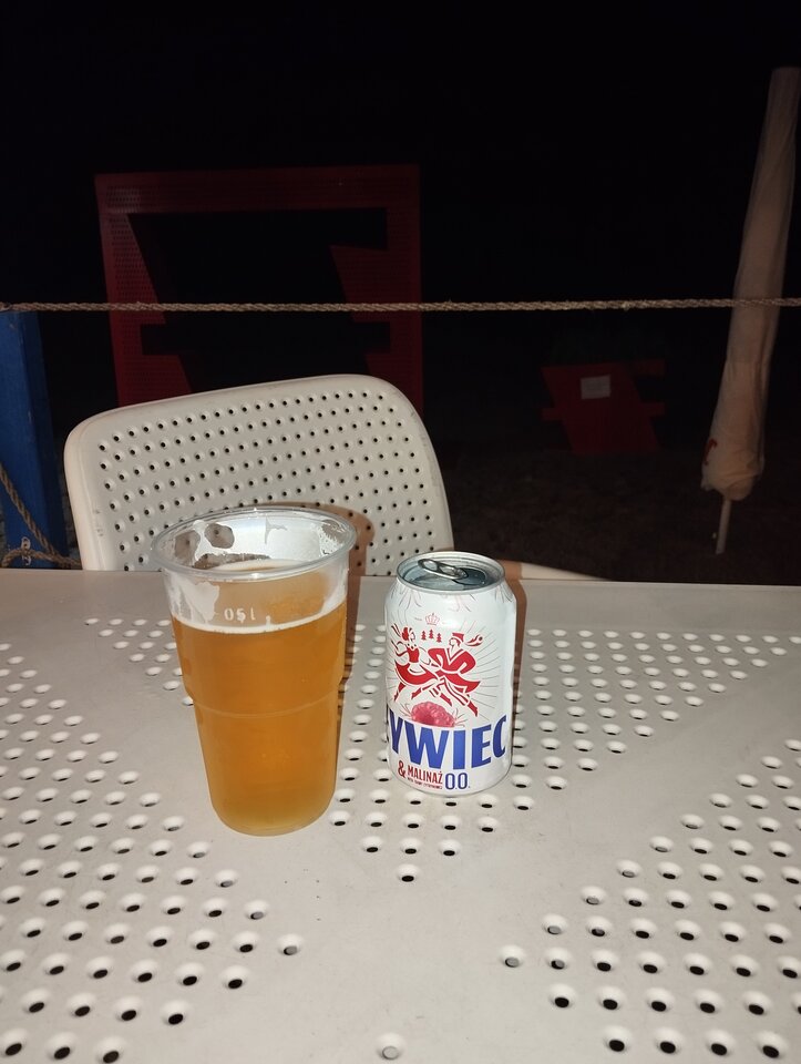 Początek wakacji 🍻 - Thrsome35