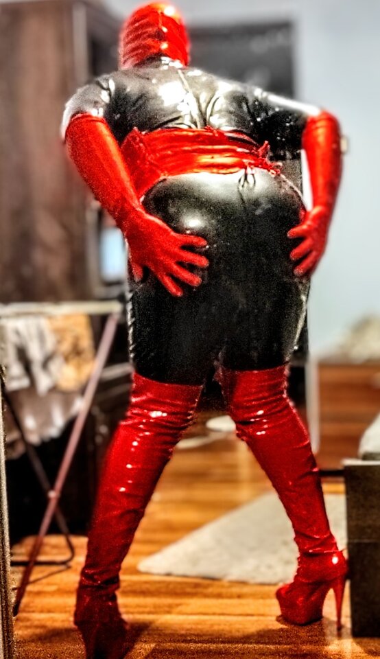 IMG_20250830_005522150~2.jpg - LatexFreak