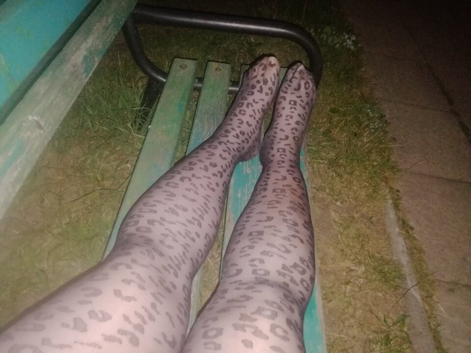 IMG_20250831_003013.jpg - Pantyhose82